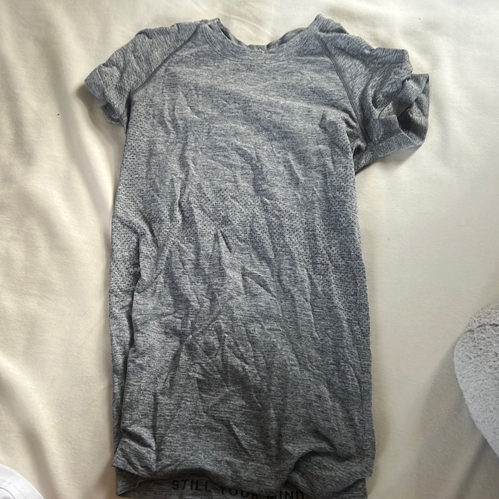 lululemon grey swiftly short sleeve